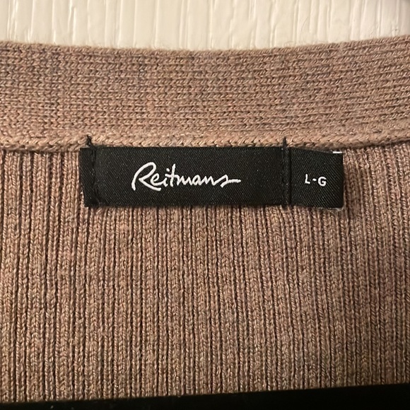 Button Down Belted V-neck Dress - Picture 3 of 4